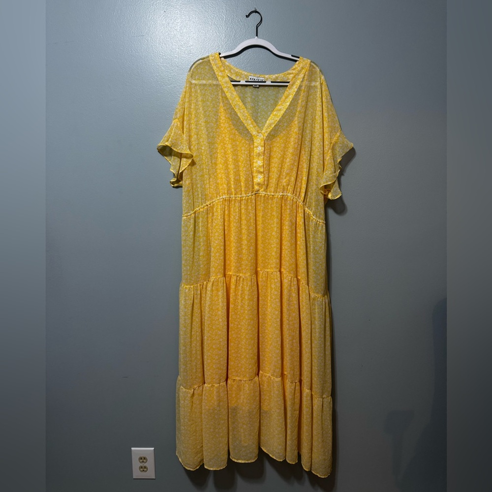 Ava & Viv Yellow White Floral Tiered Dress 4x